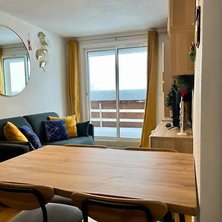 Vue Panoramique Au Pied Des Pistes * La Ferriere (Isere)